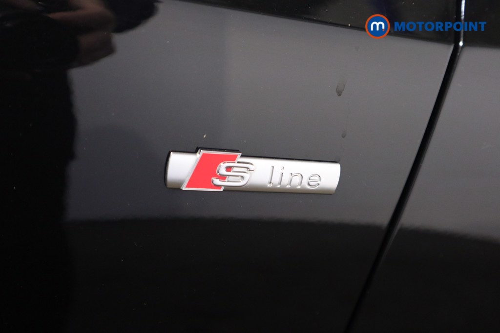 Audi A4 Black Edition Automatic Petrol Estate - Stock Number (1635987) - 40th supplementary image