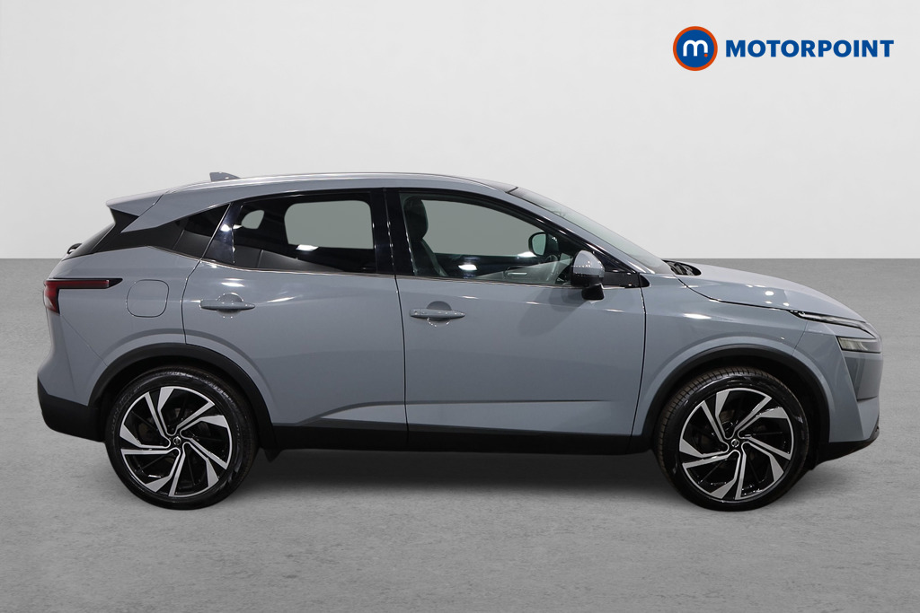 Nissan Qashqai Tekna-Plus Automatic Petrol SUV - Stock Number (1636101) - Drivers side