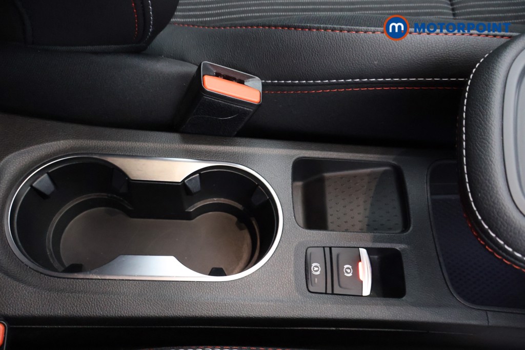 Renault Captur R.S. Line Automatic Petrol Plug-In Hybrid SUV - Stock Number (1636137) - 7th supplementary image