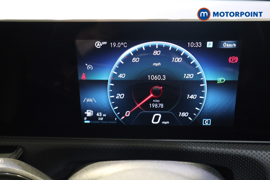 Mercedes-Benz A Class Amg Line Manual Petrol Hatchback - Stock Number (1636225) - 5th supplementary image