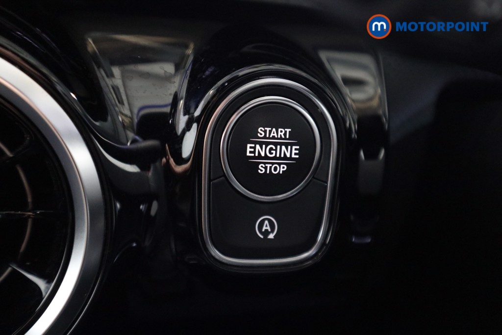 Mercedes-Benz A Class Amg Line Manual Petrol Hatchback - Stock Number (1636225) - 6th supplementary image