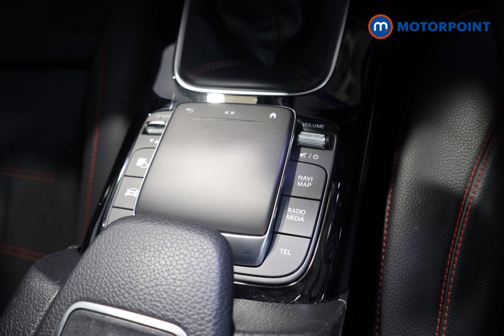 Mercedes-Benz A Class Amg Line Manual Petrol Hatchback - Stock Number (1636225) - 11th supplementary image