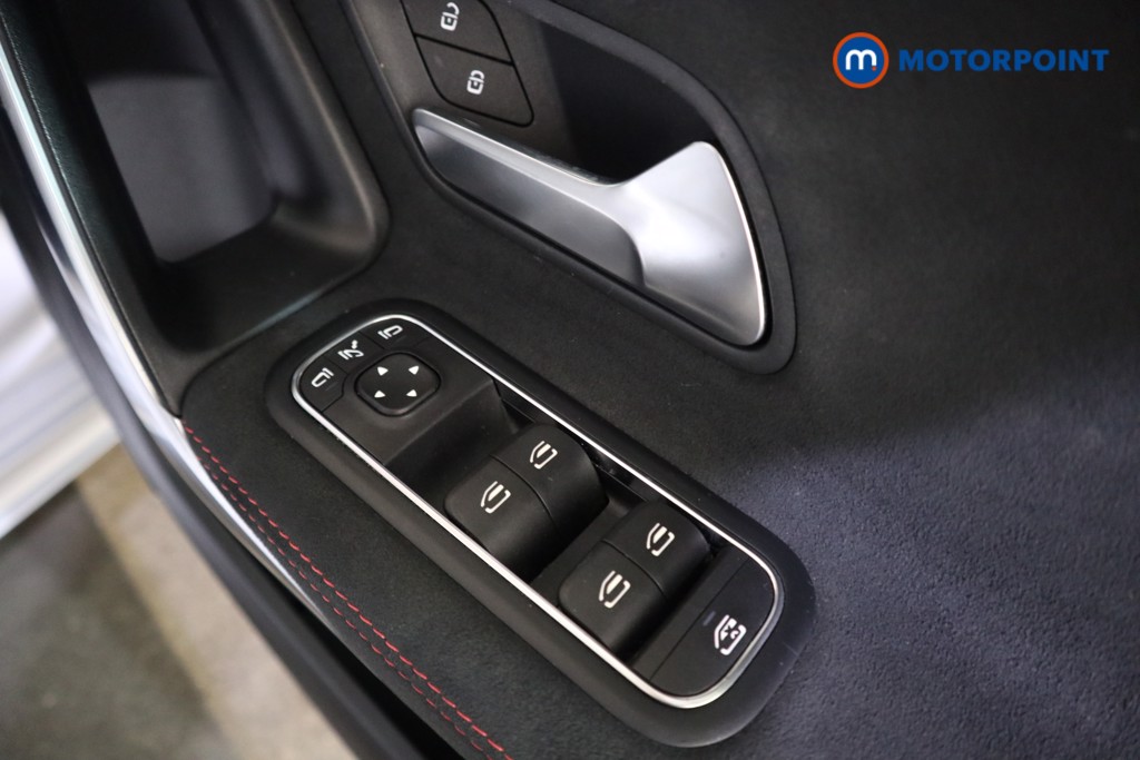 Mercedes-Benz A Class Amg Line Manual Petrol Hatchback - Stock Number (1636225) - 16th supplementary image