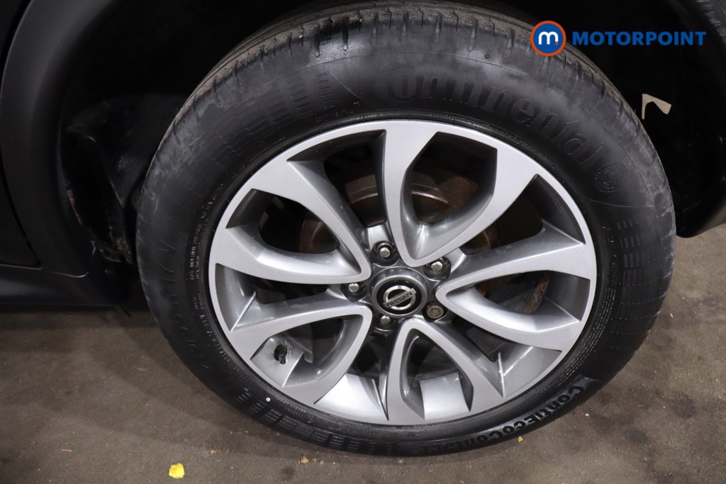 Nissan Juke Tekna Automatic Petrol SUV - Stock Number (1636292) - 12th supplementary image