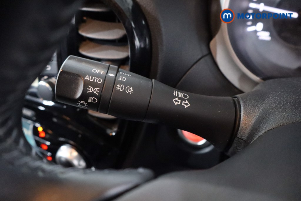 Nissan Juke Tekna Automatic Petrol SUV - Stock Number (1636292) - 14th supplementary image