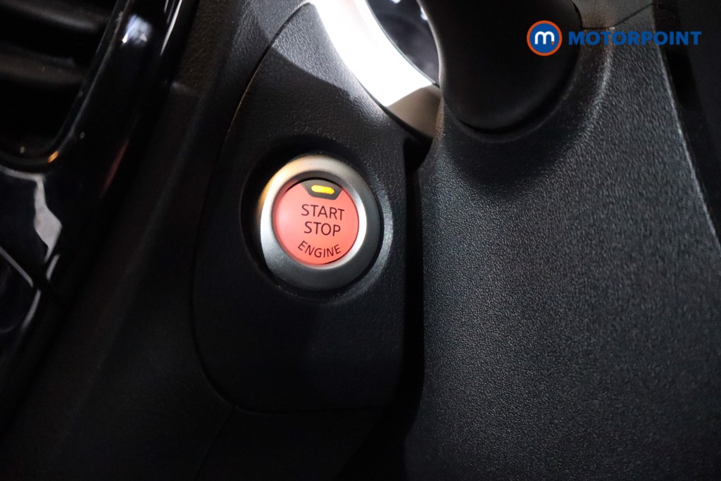 Nissan Juke Tekna Automatic Petrol SUV - Stock Number (1636292) - 20th supplementary image