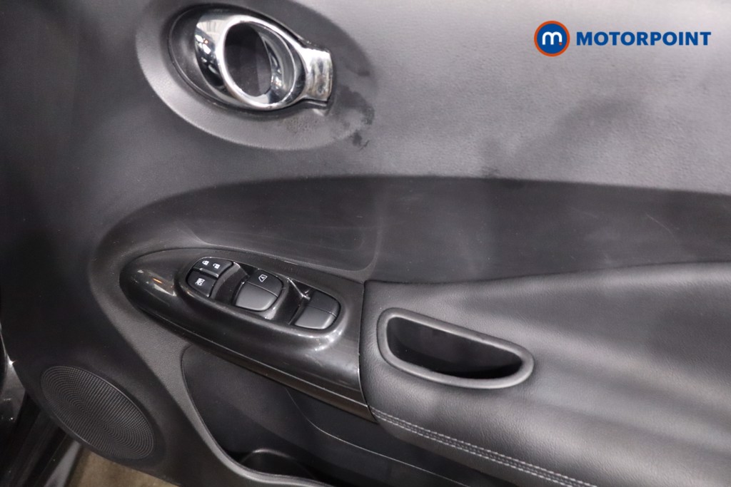 Nissan Juke Tekna Automatic Petrol SUV - Stock Number (1636292) - 23rd supplementary image
