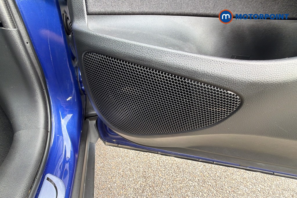 Toyota Yaris Cross Icon Automatic Petrol-Electric Hybrid Estate - Stock Number (1636382) - 21st supplementary image
