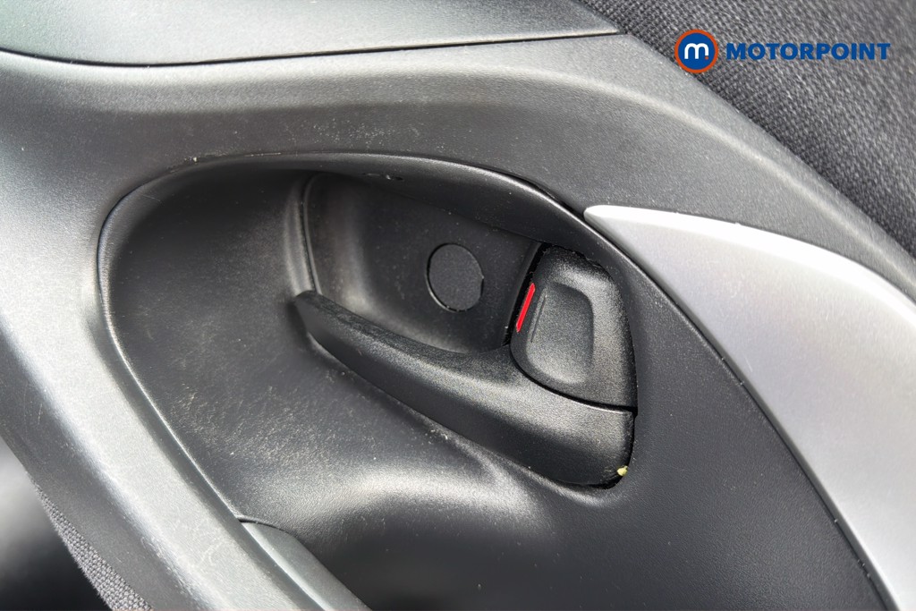 Toyota Yaris Cross Icon Automatic Petrol-Electric Hybrid Estate - Stock Number (1636382) - 42nd supplementary image