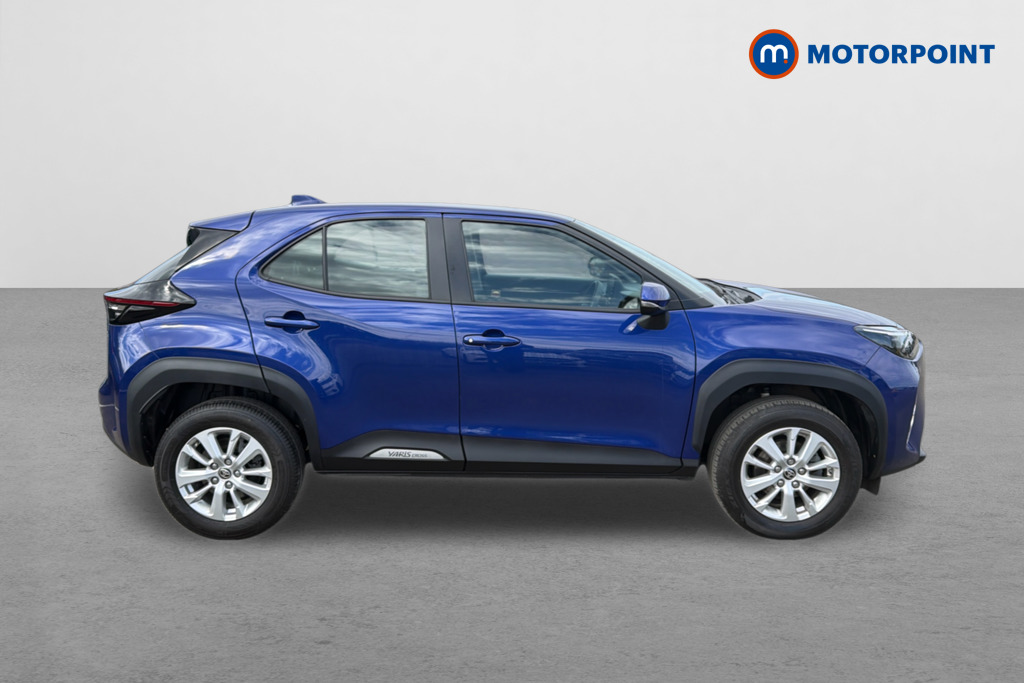Toyota Yaris Cross Icon Automatic Petrol-Electric Hybrid Estate - Stock Number (1636382) - Drivers side