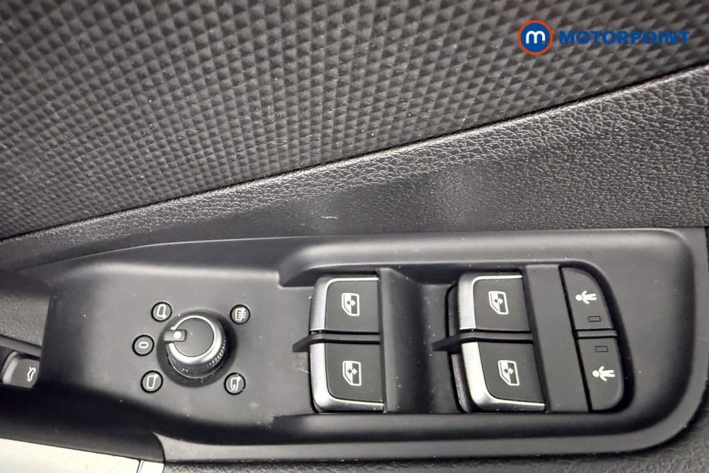 Audi Q2 S Line Manual Petrol SUV - Stock Number (1636447) - 18th supplementary image
