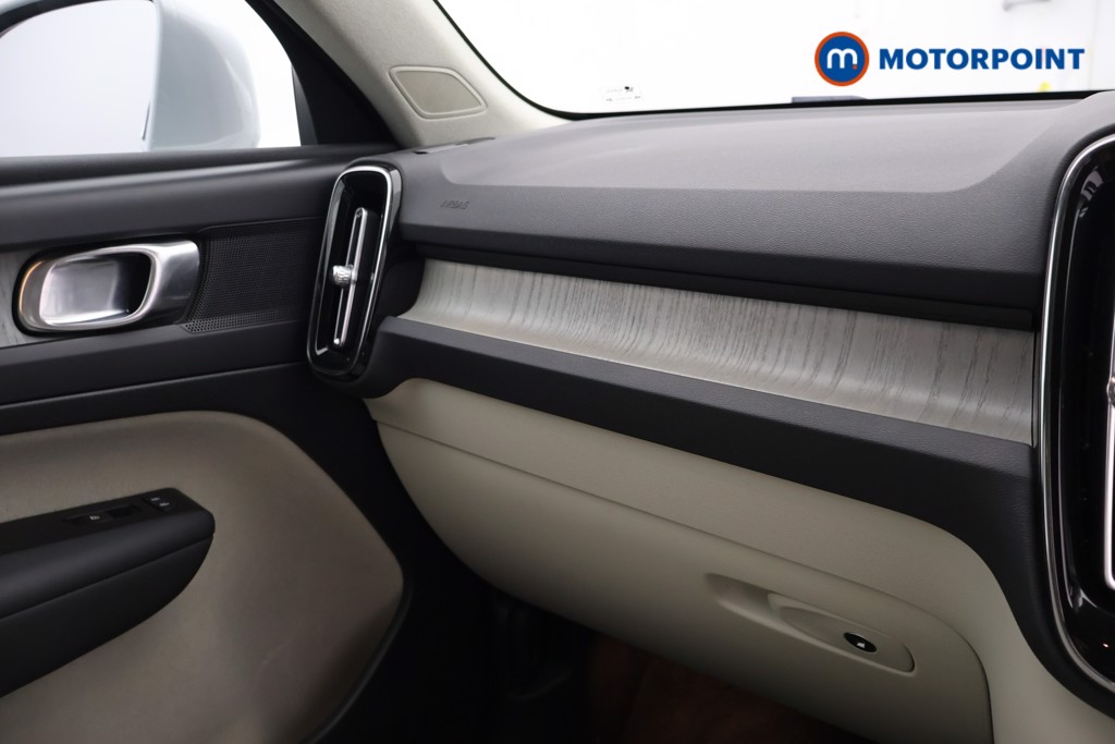 Volvo Xc40 Inscription Pro Automatic Petrol SUV - Stock Number (1636603) - 7th supplementary image