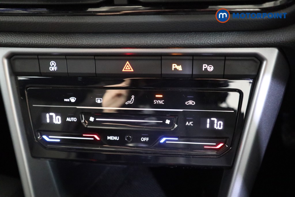 Volkswagen T-Roc Life Manual Petrol SUV - Stock Number (1636829) - 7th supplementary image