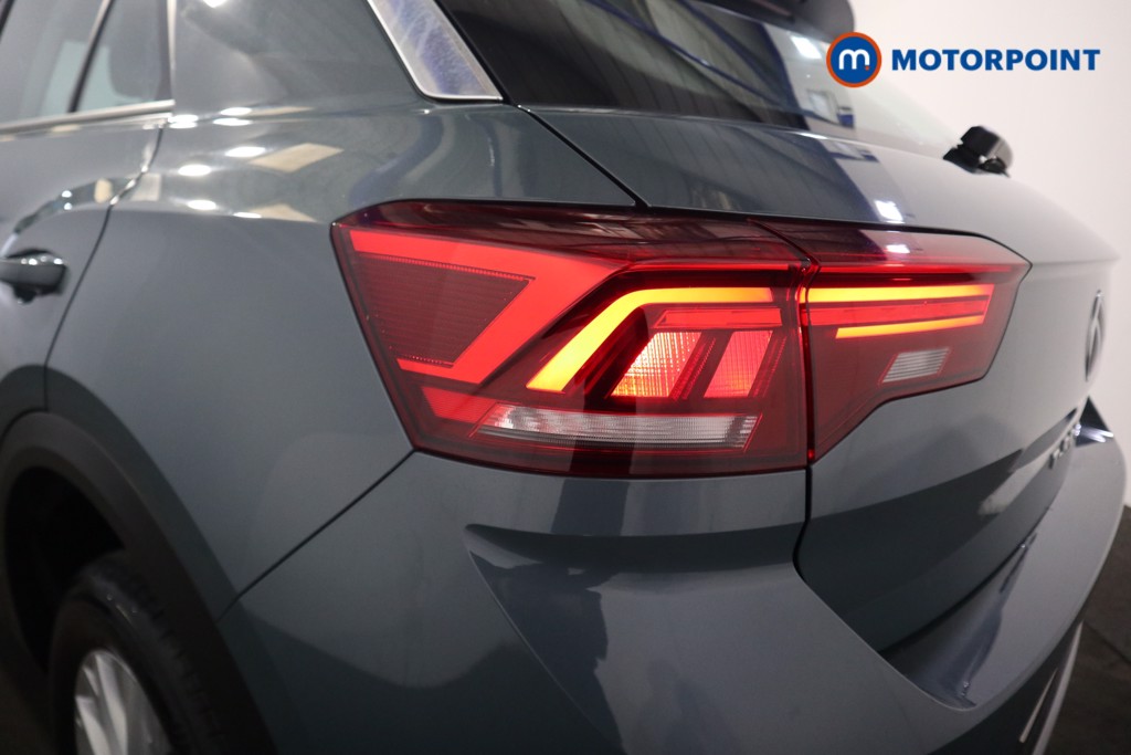 Volkswagen T-Roc Life Manual Petrol SUV - Stock Number (1636829) - 28th supplementary image