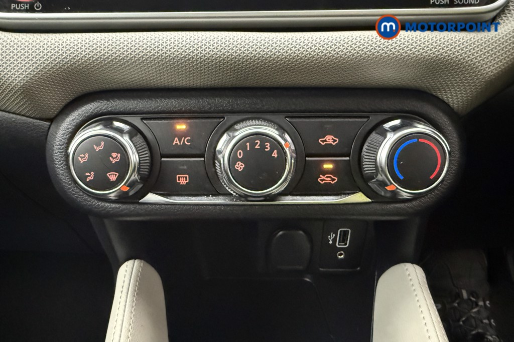 Nissan Micra Acenta Manual Petrol Hatchback - Stock Number (1637011) - 15th supplementary image
