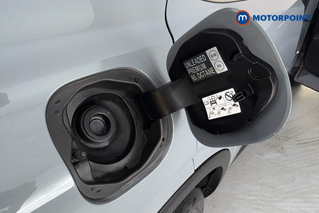 Nissan Qashqai Acenta Premium Manual Petrol SUV - Stock Number (1637134) - 41st supplementary image