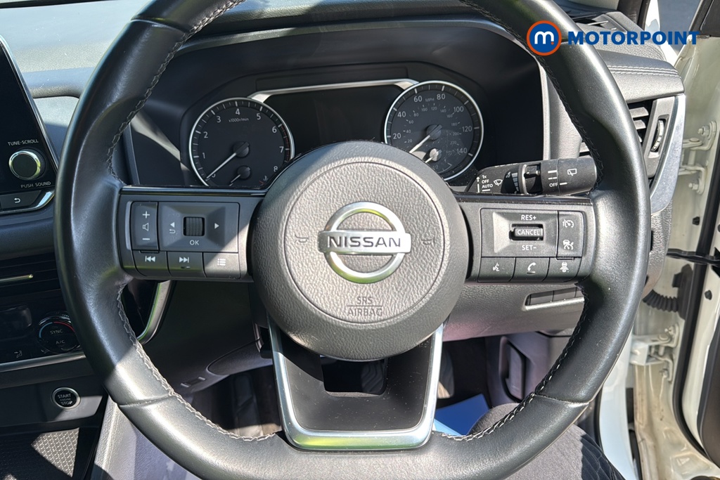 Nissan Qashqai Acenta Premium Manual Petrol SUV - Stock Number (1637548) - 2nd supplementary image