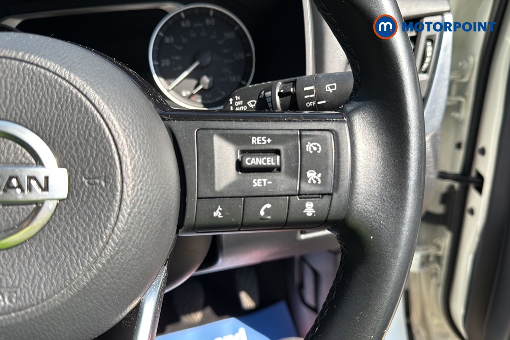 Nissan Qashqai Acenta Premium Manual Petrol SUV - Stock Number (1637548) - 3rd supplementary image