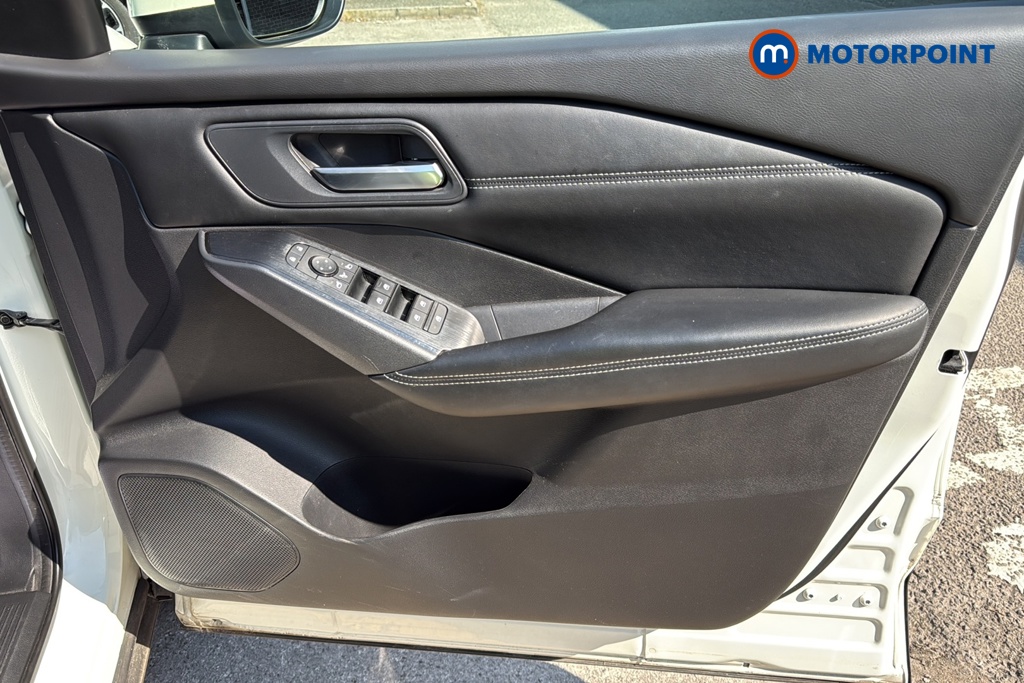 Nissan Qashqai Acenta Premium Manual Petrol SUV - Stock Number (1637548) - 18th supplementary image