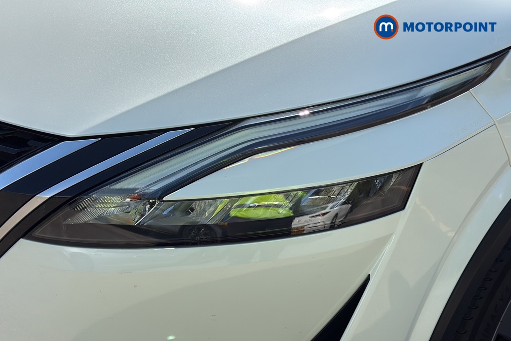 Nissan Qashqai Acenta Premium Manual Petrol SUV - Stock Number (1637548) - 42nd supplementary image