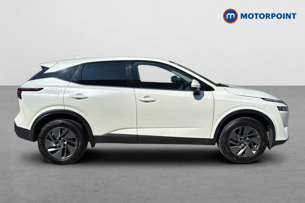 Nissan Qashqai Acenta Premium Manual Petrol SUV - Stock Number (1637548) - Passenger side