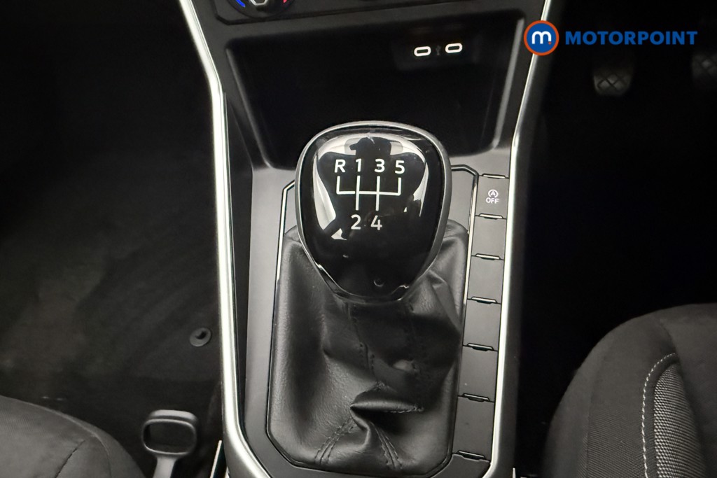 Volkswagen Polo Life Manual Petrol Hatchback - Stock Number (1637559) - 5th supplementary image