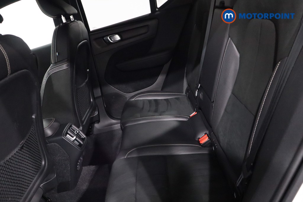 Volvo Xc40 R Design Manual Petrol SUV - Stock Number (1637832) - 5th supplementary image
