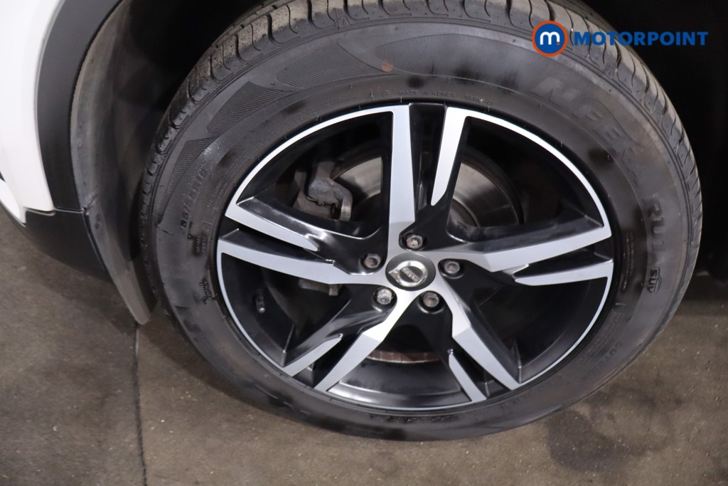 Volvo Xc40 R Design Manual Petrol SUV - Stock Number (1637832) - 11th supplementary image