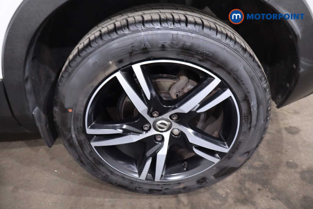Volvo Xc40 R Design Manual Petrol SUV - Stock Number (1637832) - 12th supplementary image