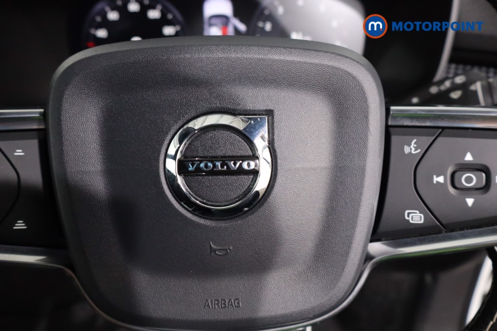 Volvo Xc40 R Design Manual Petrol SUV - Stock Number (1637832) - 13th supplementary image