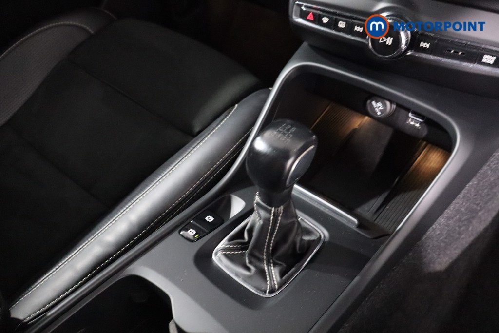 Volvo Xc40 R Design Manual Petrol SUV - Stock Number (1637832) - 20th supplementary image