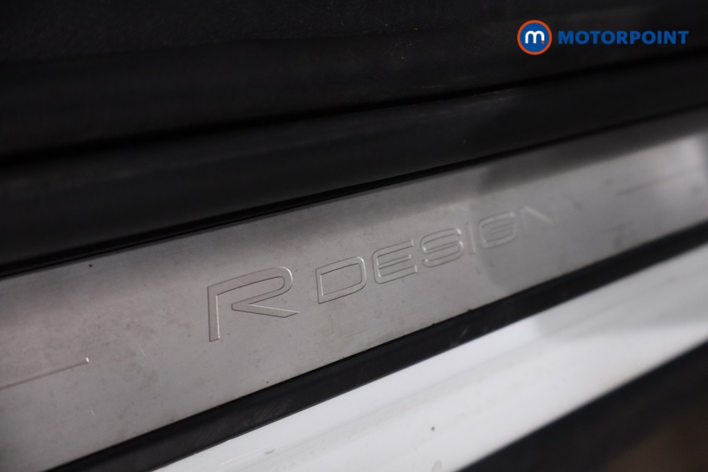 Volvo Xc40 R Design Manual Petrol SUV - Stock Number (1637832) - 22nd supplementary image