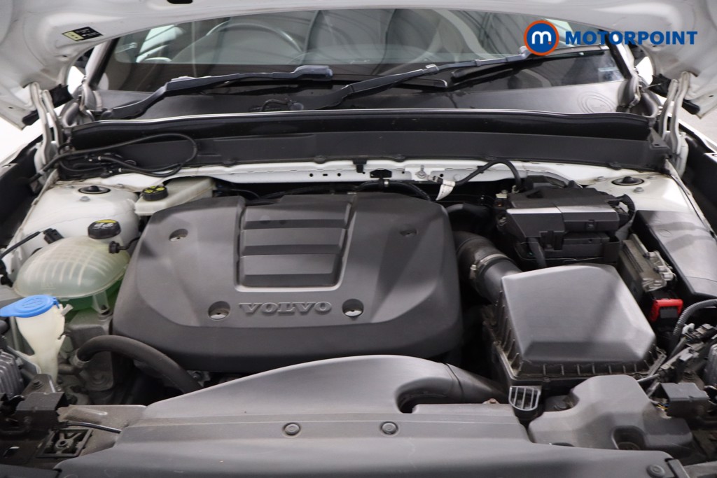 Volvo Xc40 R Design Manual Petrol SUV - Stock Number (1637832) - 32nd supplementary image