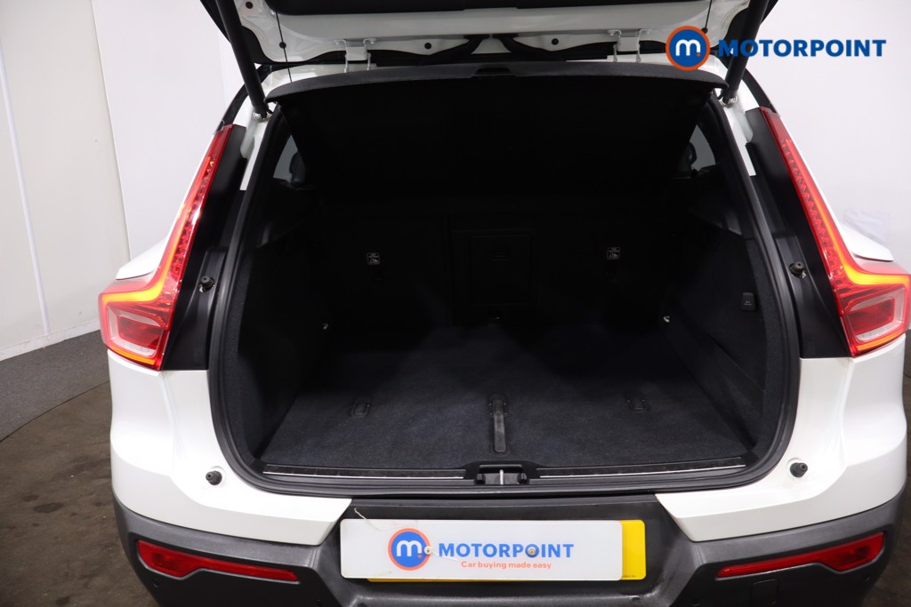 Volvo Xc40 R Design Manual Petrol SUV - Stock Number (1637832) - 38th supplementary image