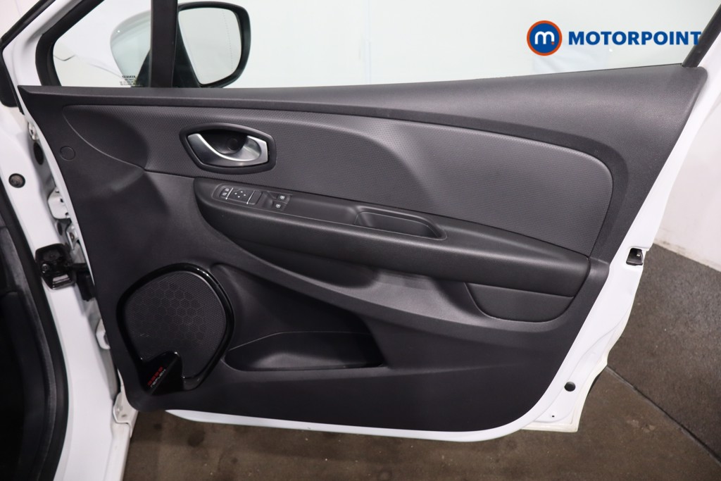 Renault Clio Play Manual Petrol Hatchback - Stock Number (1638070) - 22nd supplementary image