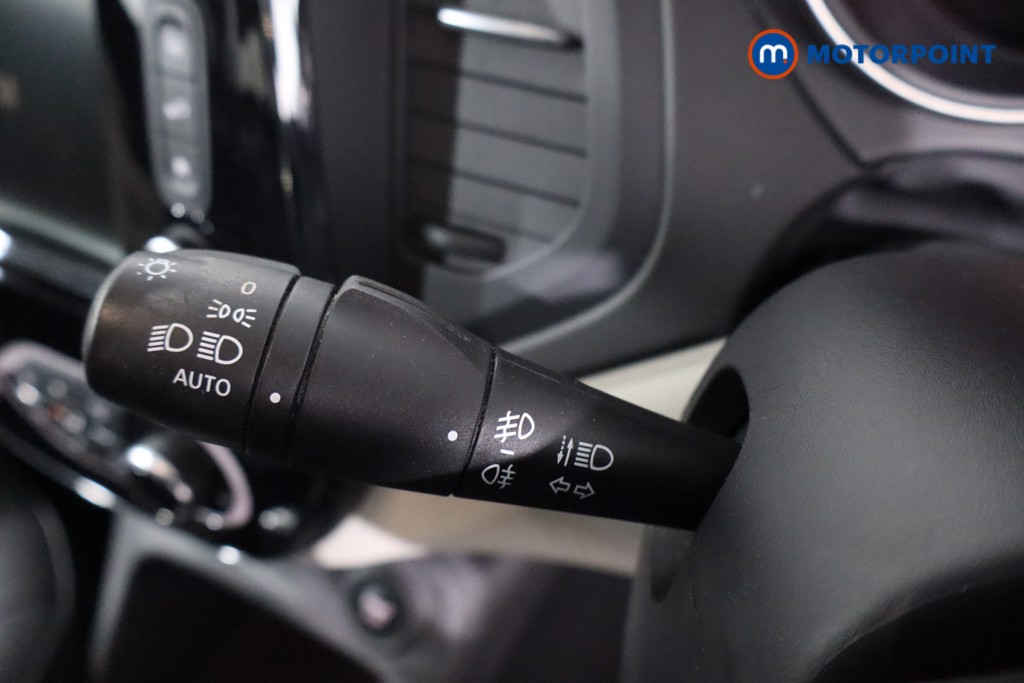 Renault Captur Signature S Nav Automatic Petrol SUV - Stock Number (1638237) - 14th supplementary image
