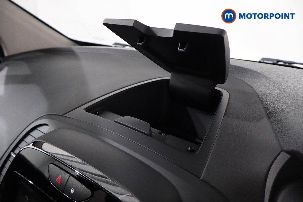 Renault Captur Signature S Nav Automatic Petrol SUV - Stock Number (1638237) - 18th supplementary image