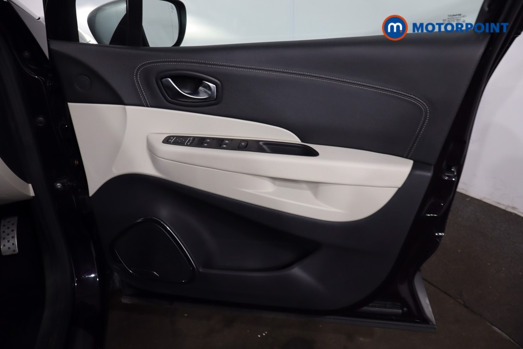 Renault Captur Signature S Nav Automatic Petrol SUV - Stock Number (1638237) - 26th supplementary image