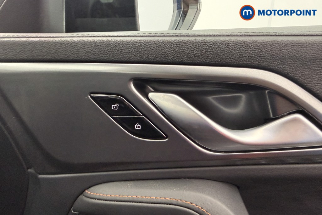Mg Motor Uk HS Trophy Automatic Petrol-Electric Hybrid SUV - Stock Number (1638270) - 17th supplementary image