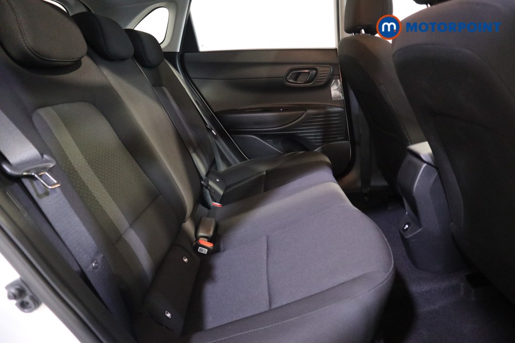 Hyundai I20 Ultimate Manual Petrol Hatchback - Stock Number (1638320) - 19th supplementary image