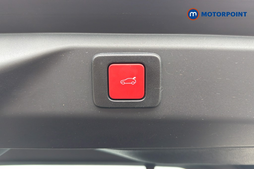 Peugeot 3008 GT Automatic Petrol SUV - Stock Number (1638566) - 35th supplementary image