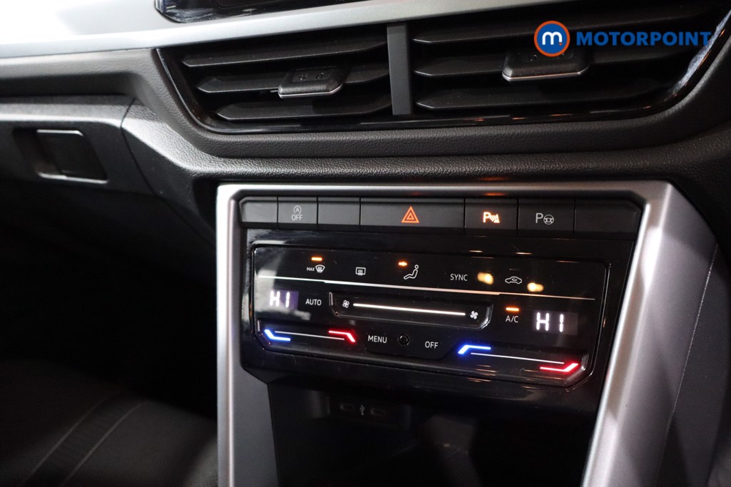 Volkswagen T-Roc Life Manual Petrol SUV - Stock Number (1638640) - 20th supplementary image