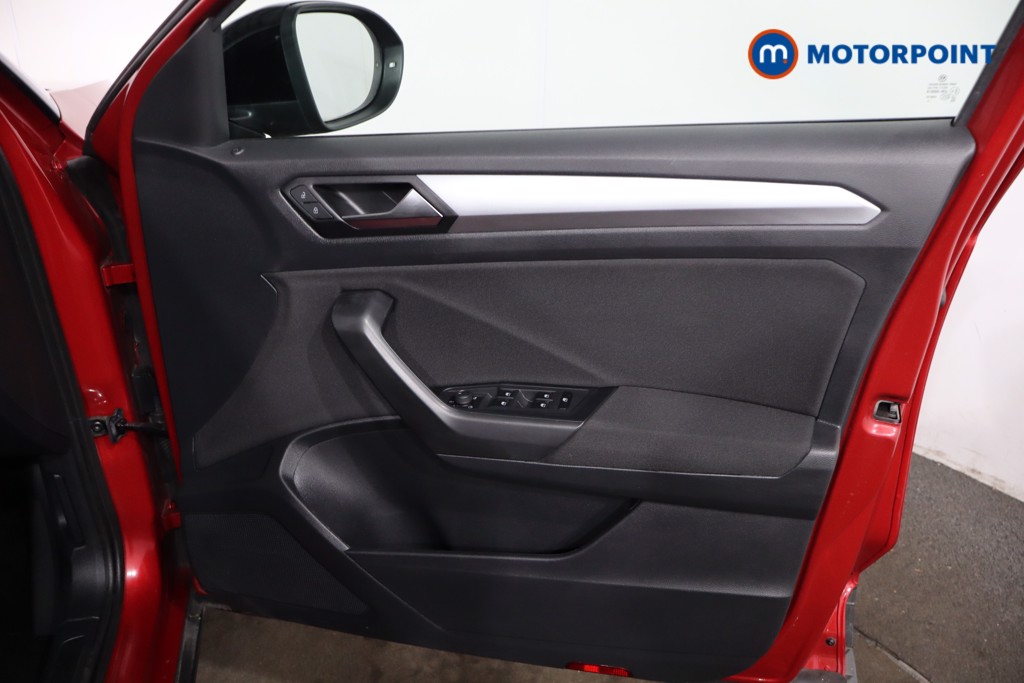 Volkswagen T-Roc Life Manual Petrol SUV - Stock Number (1638640) - 24th supplementary image