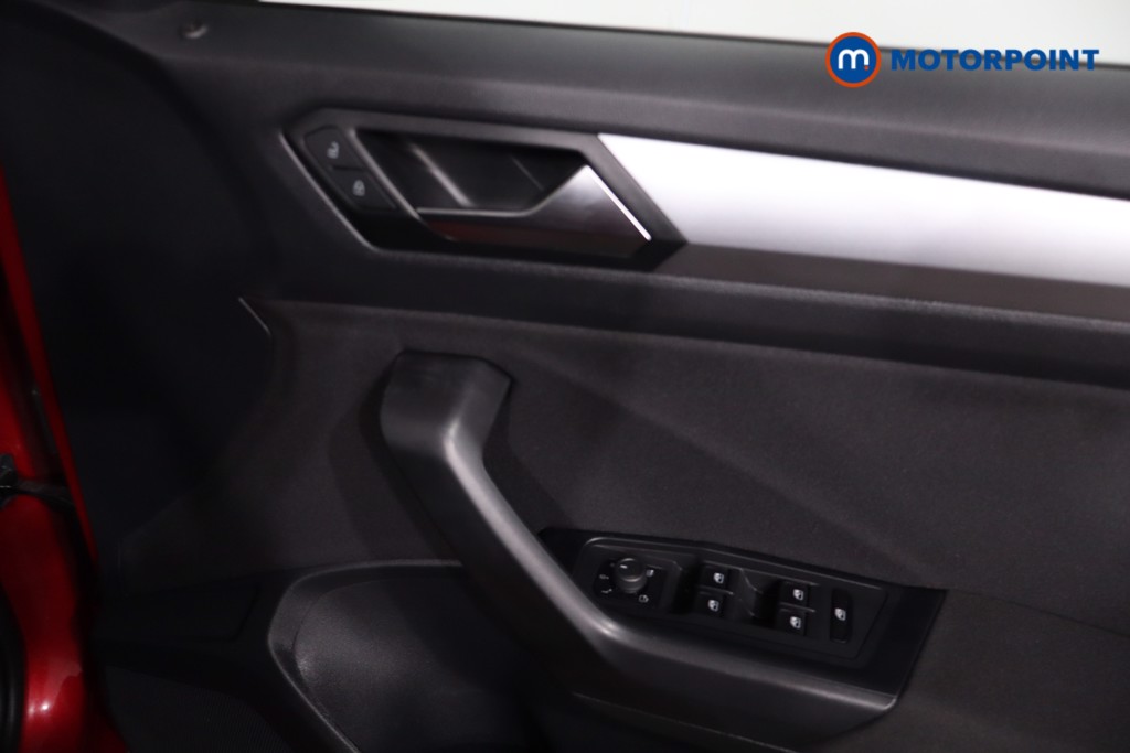 Volkswagen T-Roc Life Manual Petrol SUV - Stock Number (1638640) - 25th supplementary image