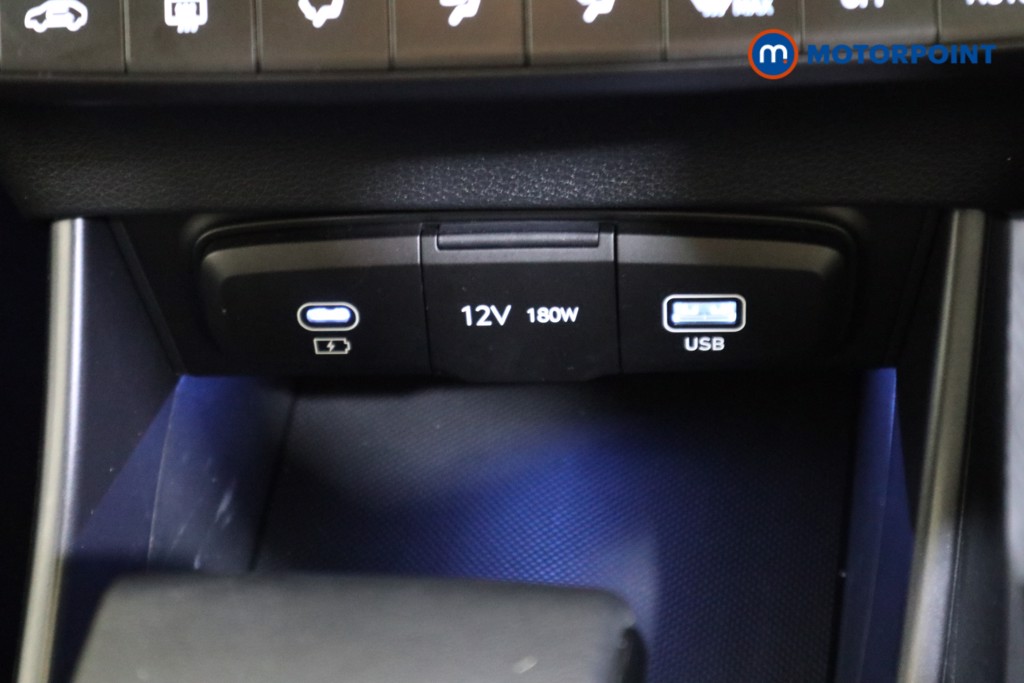 Hyundai I20 Premium Automatic Petrol Hatchback - Stock Number (1638744) - 8th supplementary image