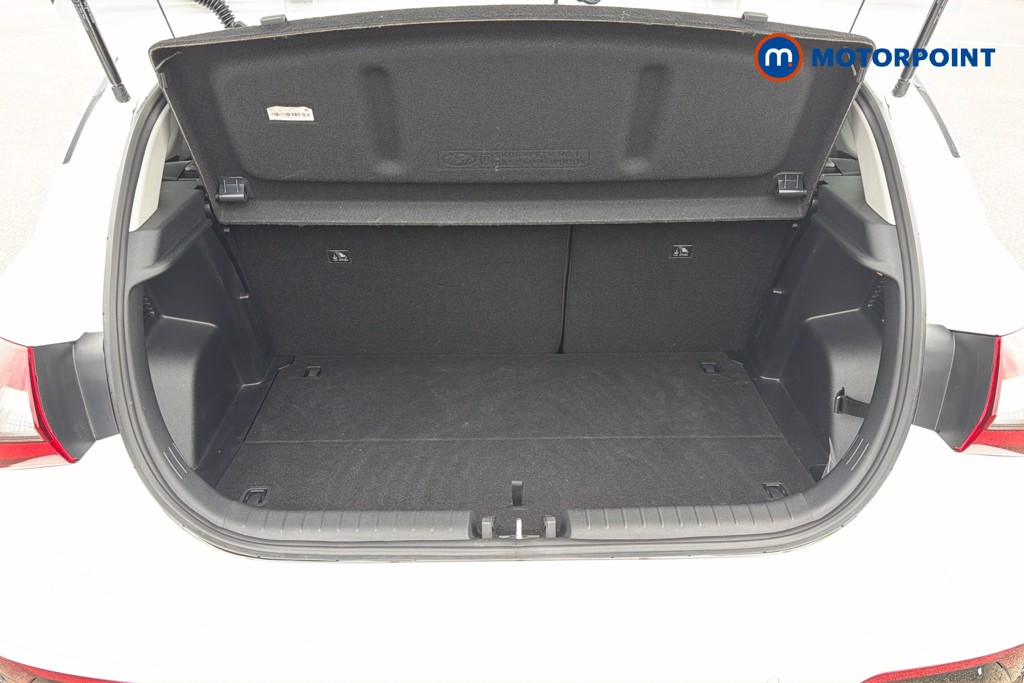 Hyundai I20 Premium Automatic Petrol Hatchback - Stock Number (1638761) - 33rd supplementary image