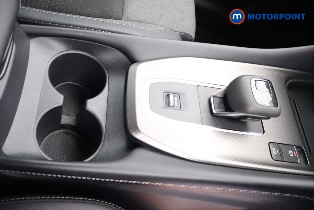 Nissan Qashqai N-Connecta Automatic Petrol SUV - Stock Number (1638816) - 7th supplementary image