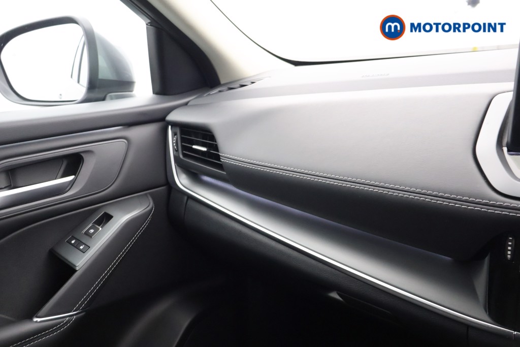 Nissan Qashqai N-Connecta Automatic Petrol SUV - Stock Number (1638816) - 8th supplementary image