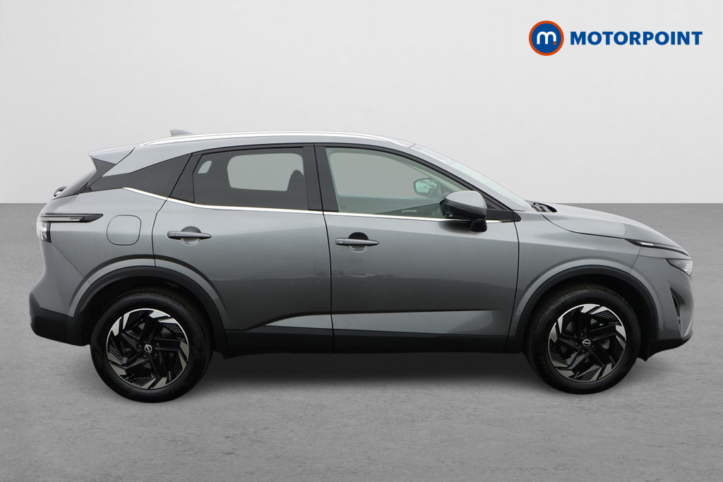 Nissan Qashqai N-Connecta Automatic Petrol SUV - Stock Number (1638816) - Drivers side