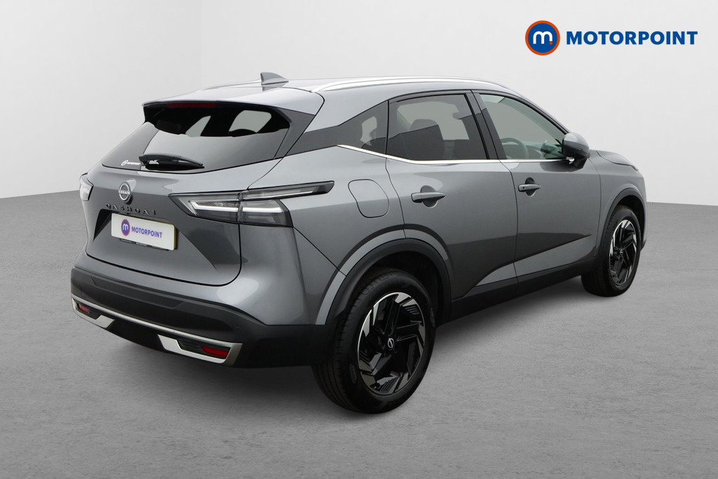 Nissan Qashqai N-Connecta Automatic Petrol SUV - Stock Number (1638816) - Drivers side rear corner